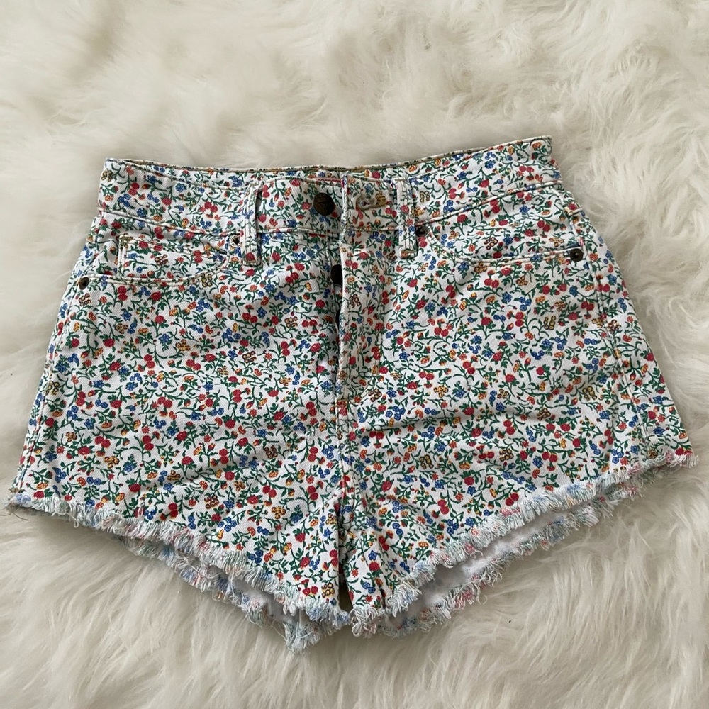 Guess Floral Shorts